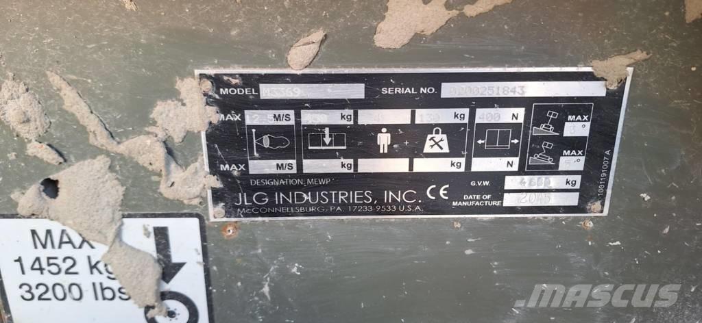 JLG M 3369 Scissor lifts