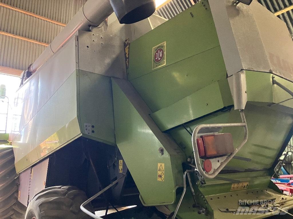 CLAAS Lexion 405 Combine harvesters