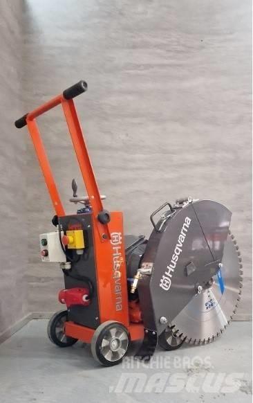 Husqvarna FS 600E Rock and Concrete Saws