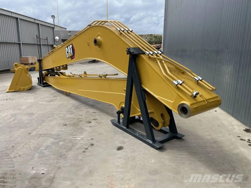 CAT 323 NG 15m Set Backhoes