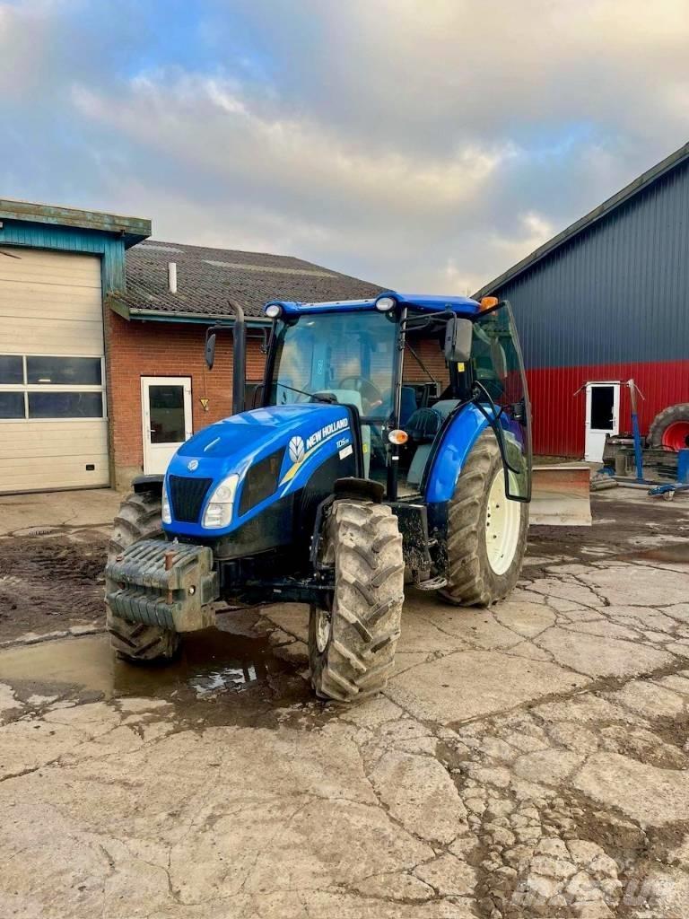 New Holland TD 5.95 Tractors
