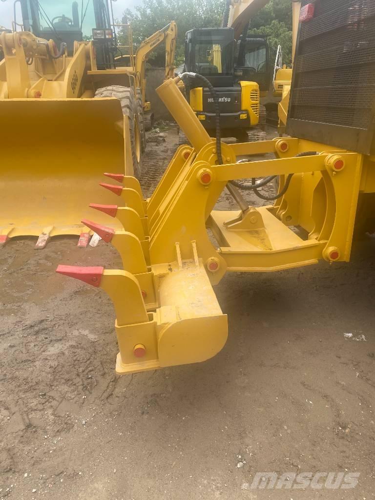 CAT 120 H Graders