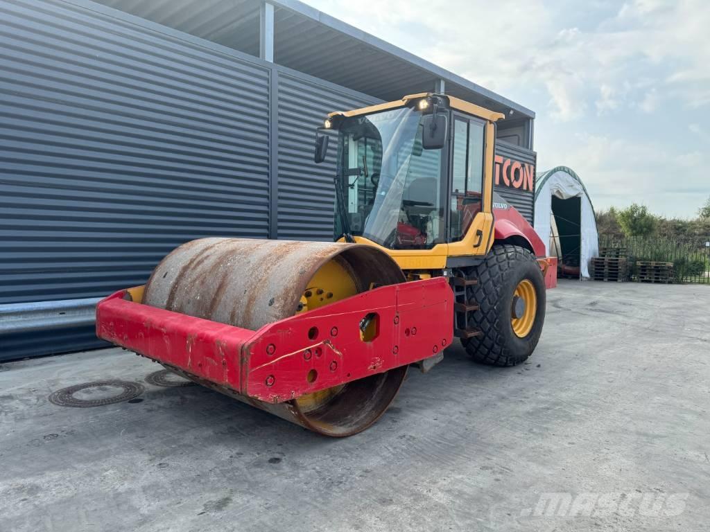 Volvo SD135B Single drum rollers