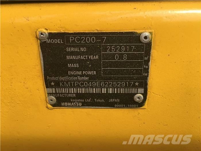 Komatsu PC 200-7 Crawler excavators
