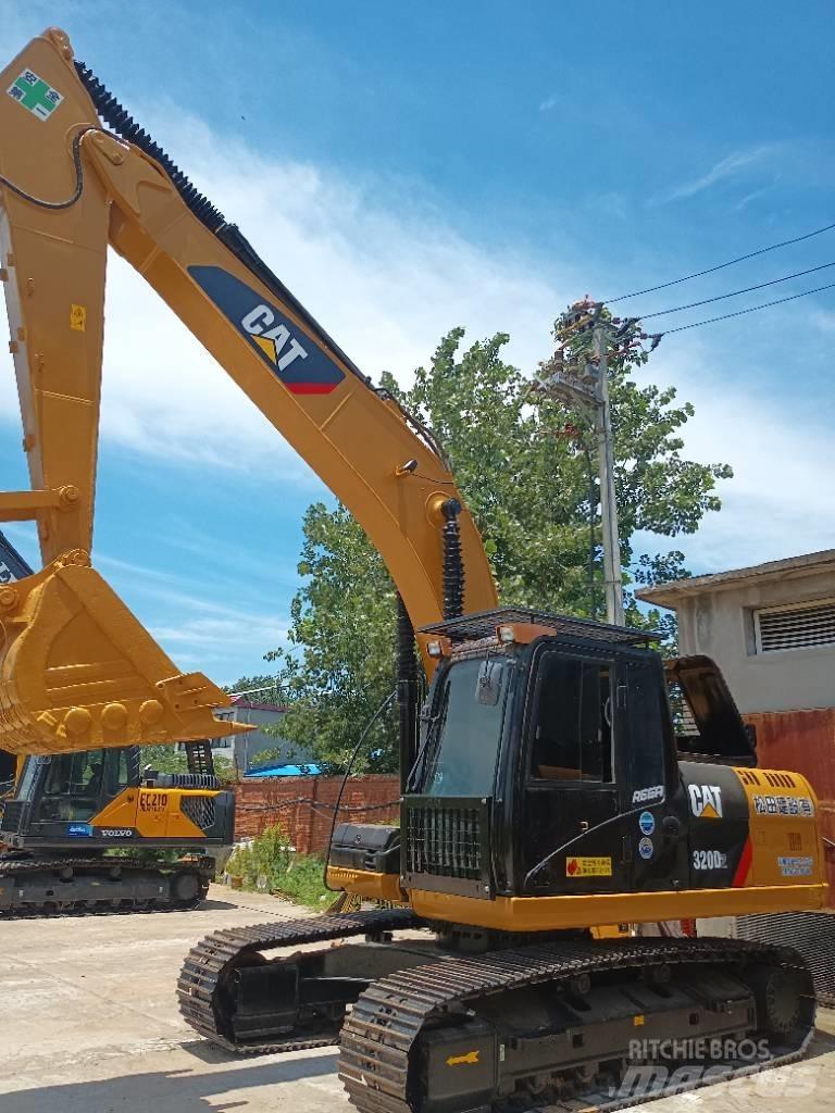 CAT 320 D2 Crawler excavators