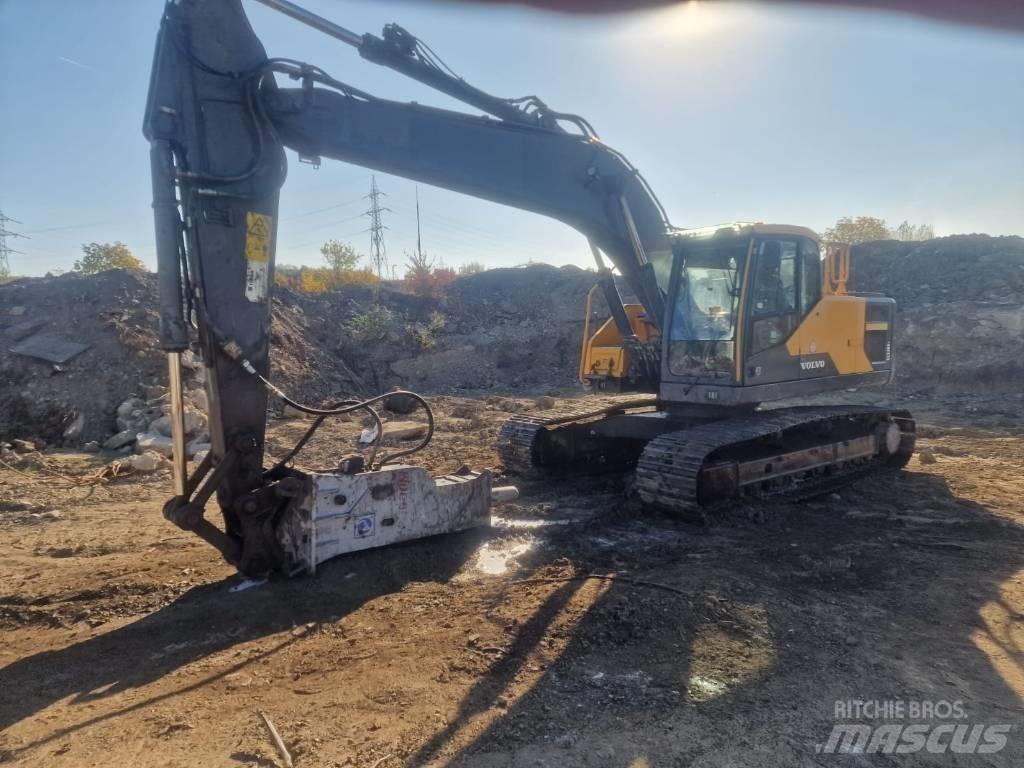 Volvo EC 220 E Crawler excavators