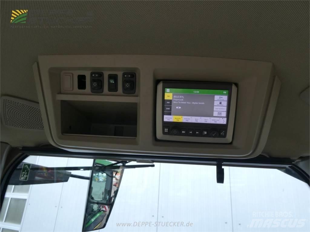 John Deere 7R 330 Tractors