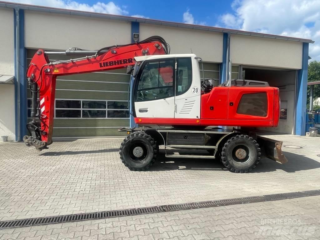 Liebherr A 920 Wheeled excavators