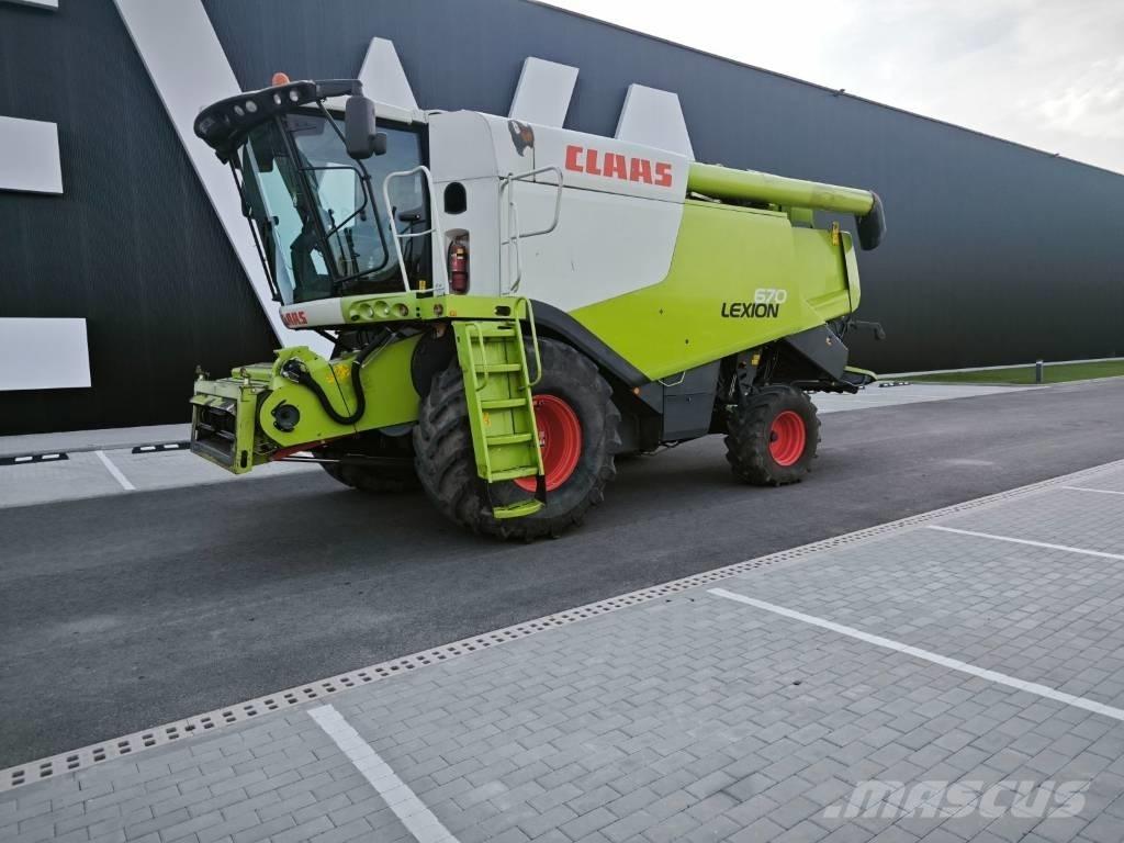 CLAAS Lexion 670 Combine harvesters