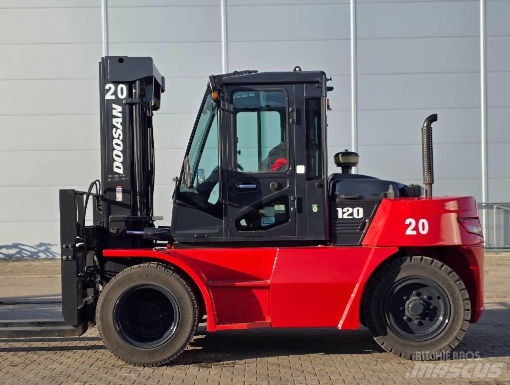 Doosan D90/120 S-7 Diesel trucks