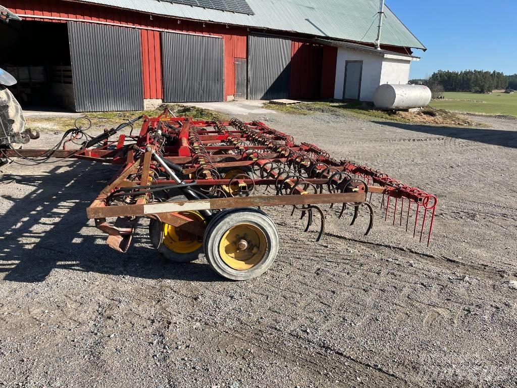 Väderstad NZ Harrows