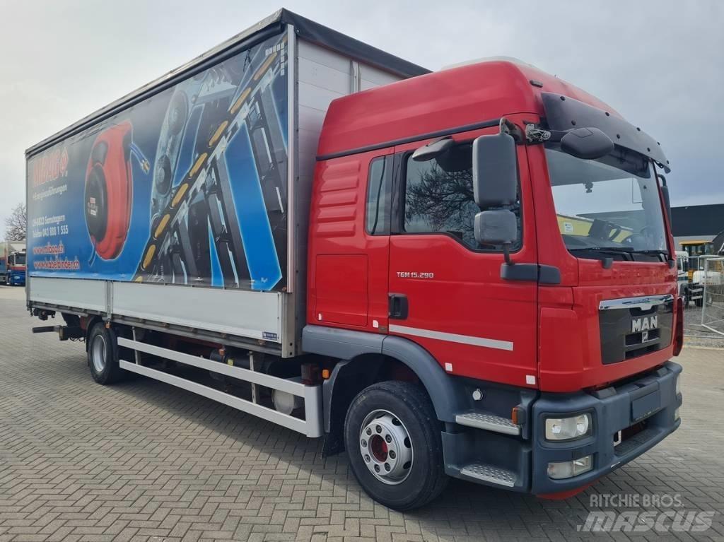 MAN 15.290 / 7.7m / LIFT Curtain sider trucks