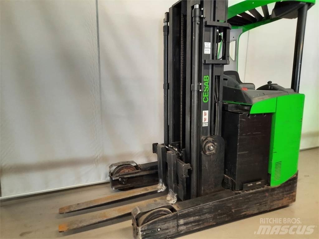 Cesab R 325 Reach truck
