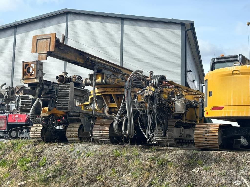 Klemm KR 807 - 5 Drilling rigs