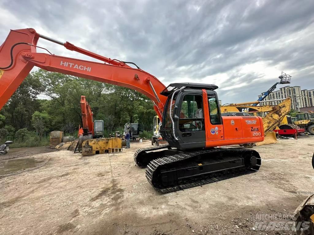 Hitachi ZX 200 Crawler excavators