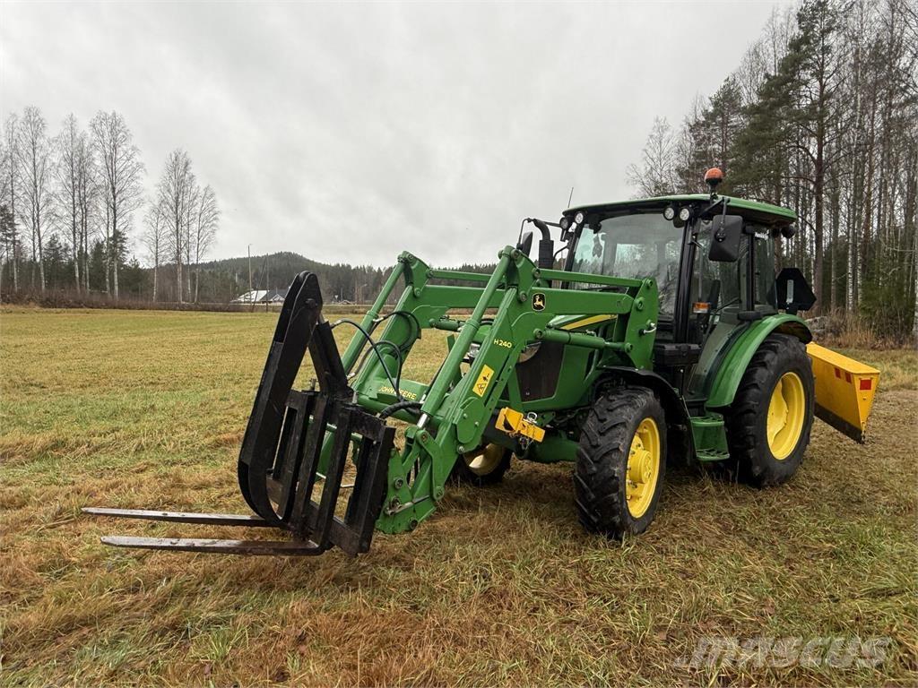 John Deere 5058E Tractors