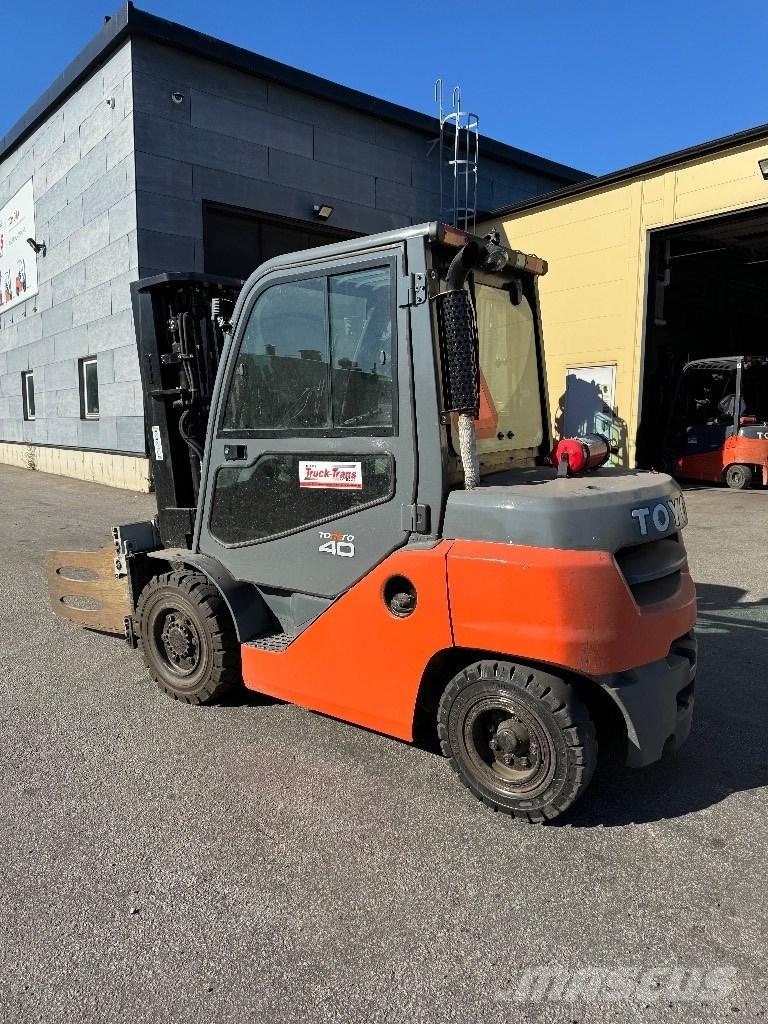 Toyota 40-8FD35N Diesel trucks