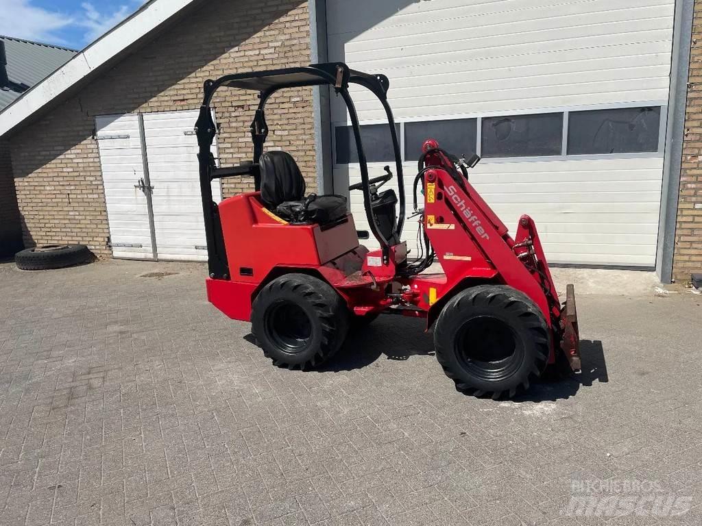 Schäffer 2033 Wheel loaders