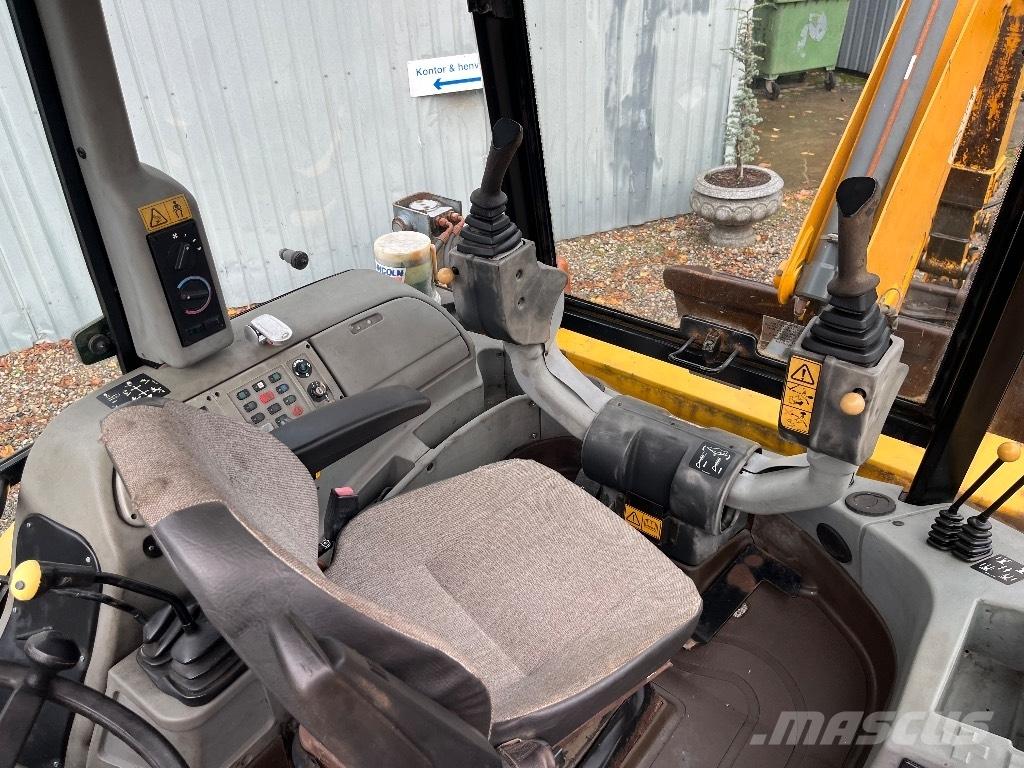 Terex 980 Elite Backhoe