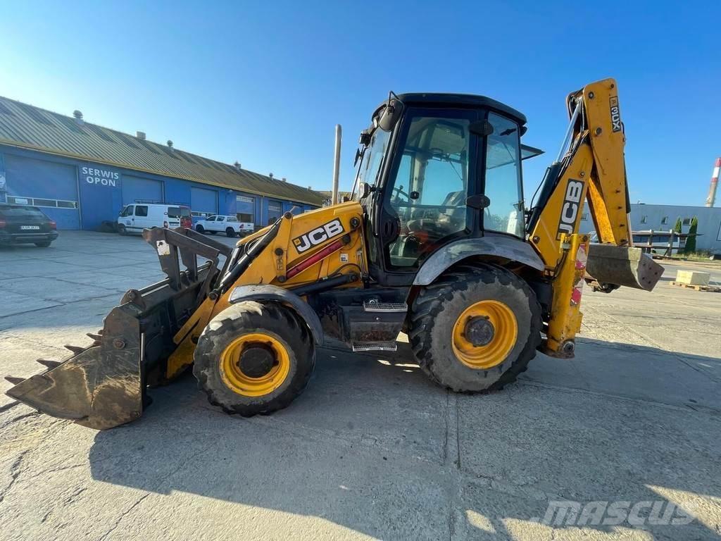 JCB 3CX Backhoe