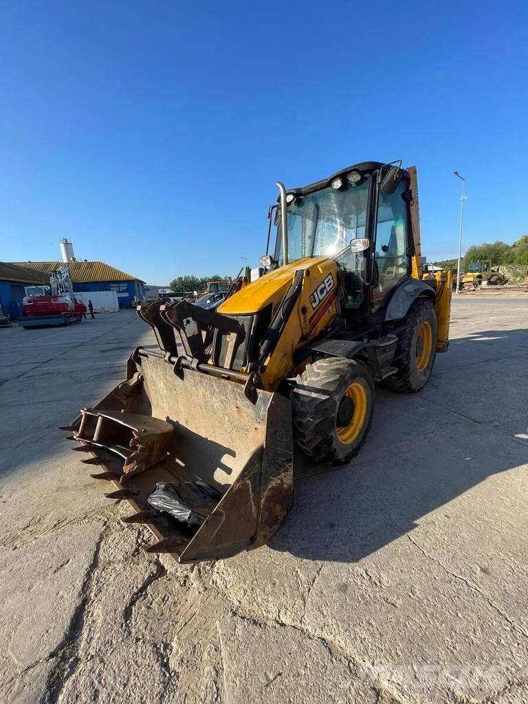 JCB 3CX Backhoe