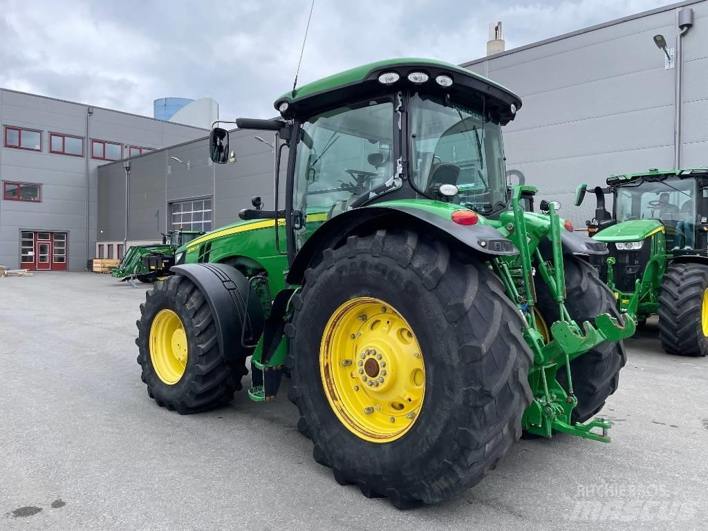John Deere 8360 R Tractors