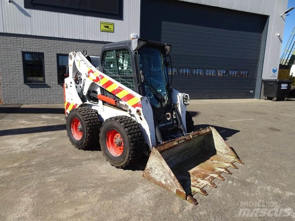 Bobcat S650 Skid steer loaders