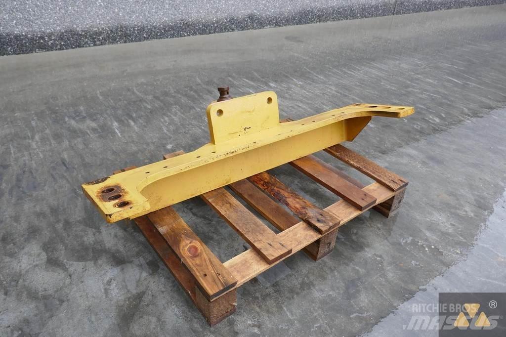 CAT 140M Drawbar Other components