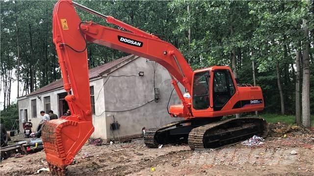 Doosan DH225LC-7 Crawler excavators