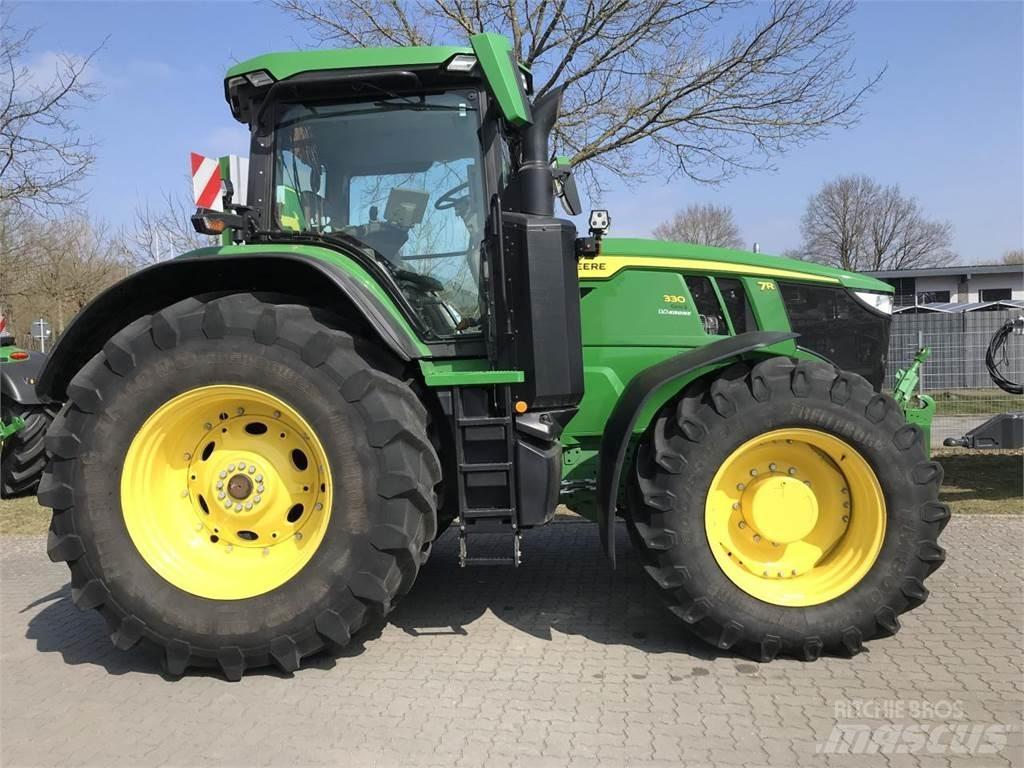 John Deere 7R 330 Tractors