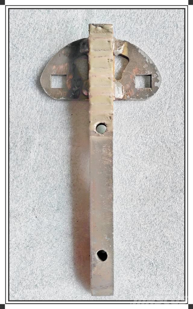 CLAAS Scraper Chassis and suspension