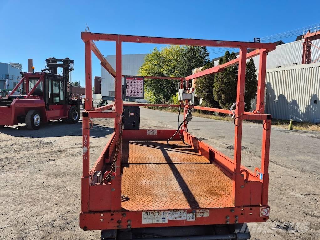 SkyJack SJ 4626 Scissor lifts