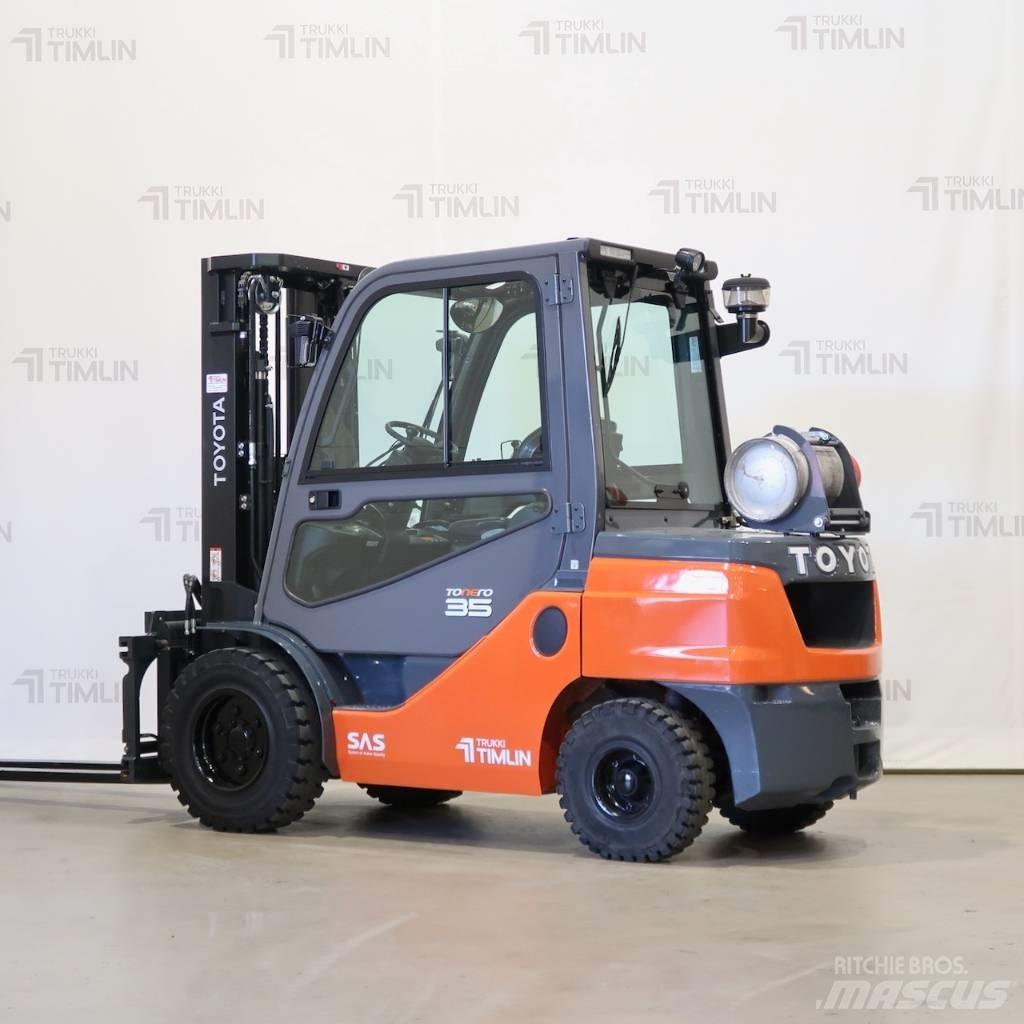 Toyota 02-8FGJF35 LPG trucks