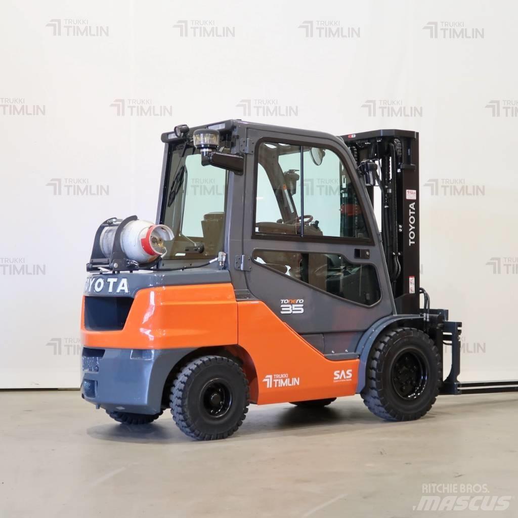 Toyota 02-8FGJF35 LPG trucks