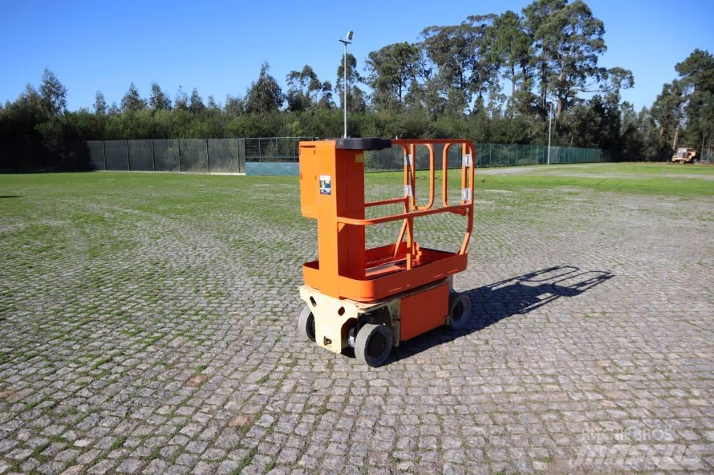 JLG 1230ES 5.66 m Used Personnel lifts and access elevators