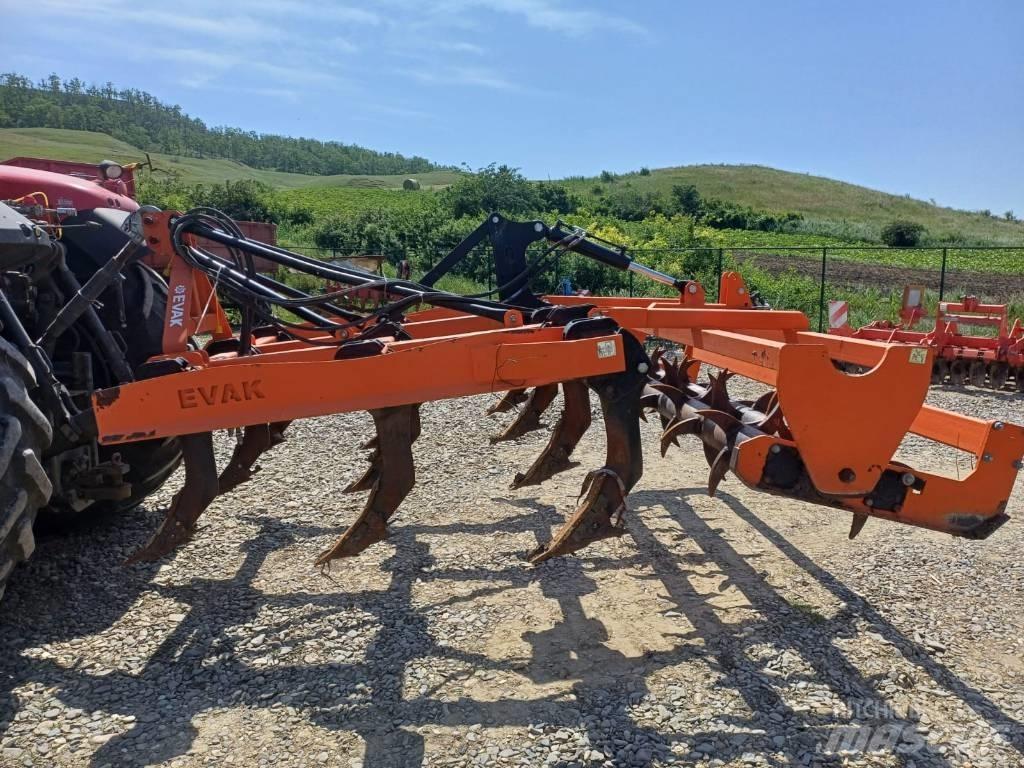 Evak Y62 Farm machinery