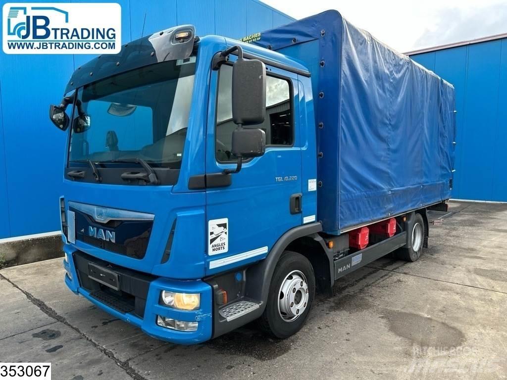 MAN TGL 10 220 Curtain sider trucks