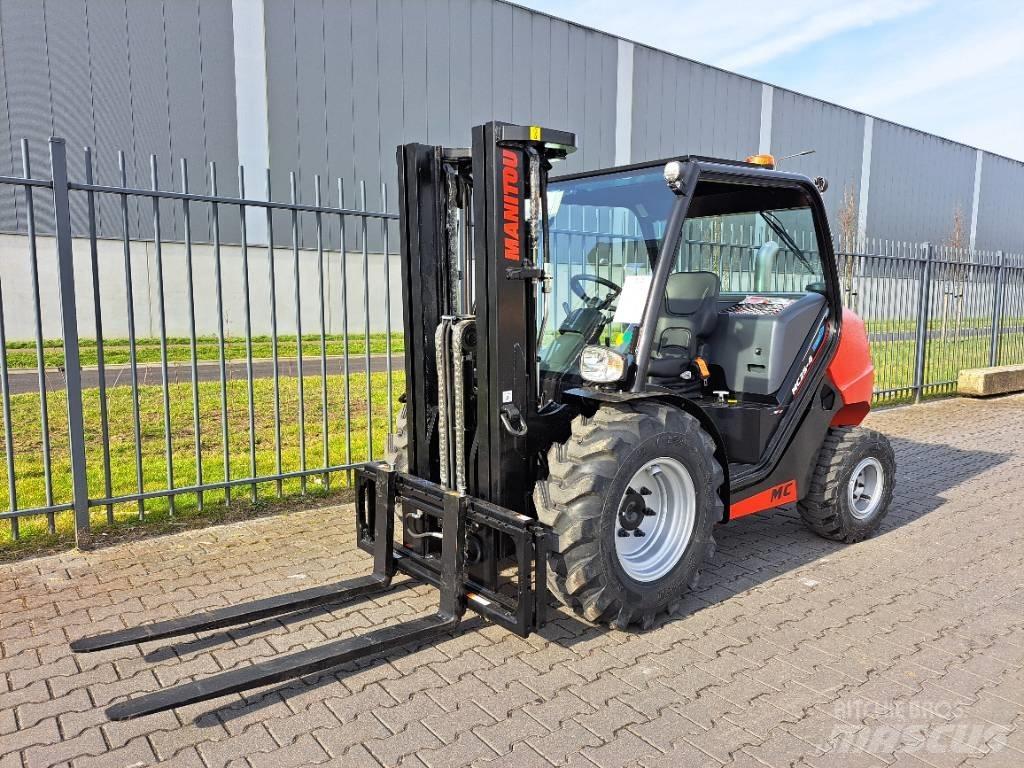 Manitou MC 25-4 Diesel trucks