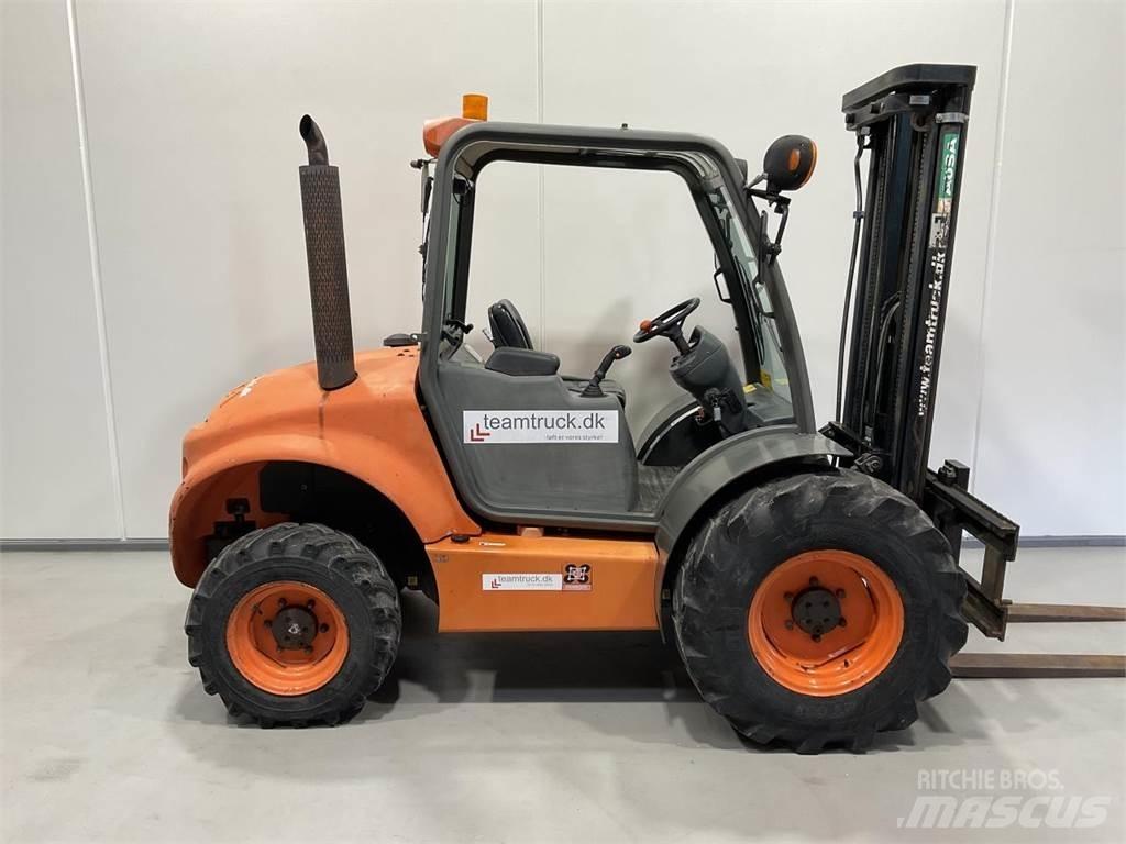 Ausa C250HX4 Rough terrain truck