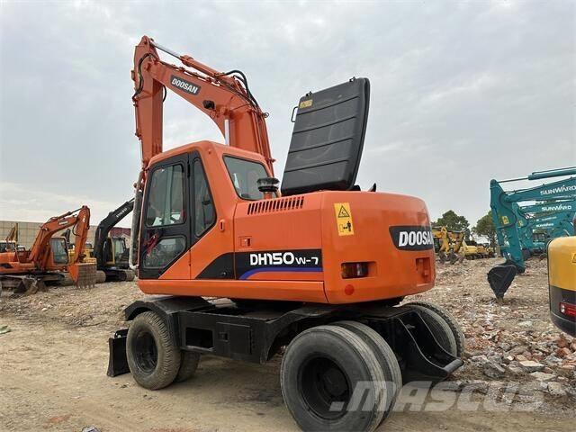 Doosan DH150W Wheeled excavators