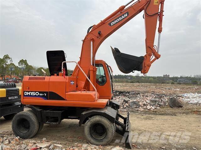 Doosan DH150W Wheeled excavators