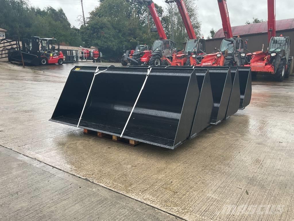 Manitou 1 CM Bucket Telescopic handlers