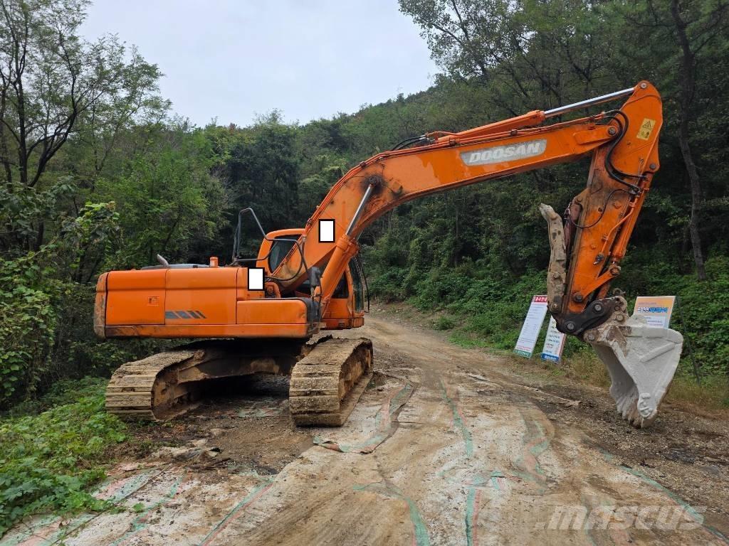 Doosan DX 220 LCA Crawler excavators