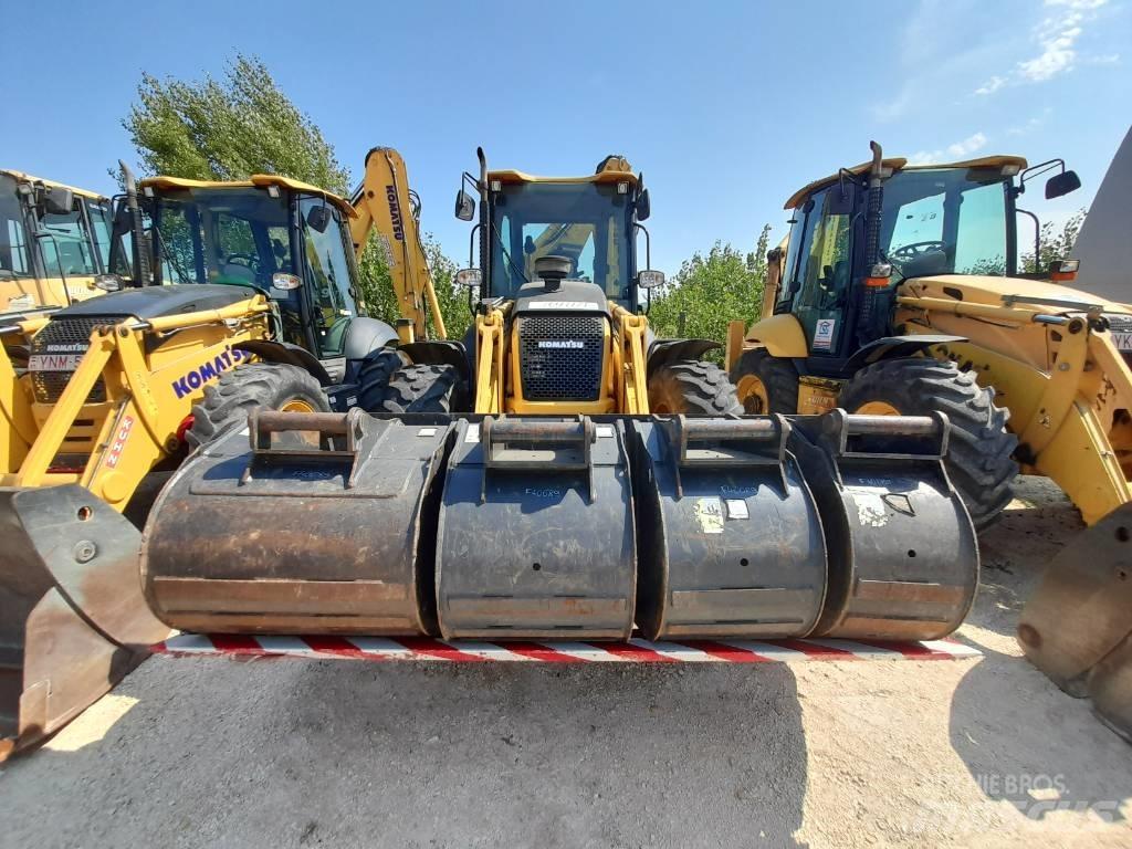 Komatsu WB97S-8 Backhoe
