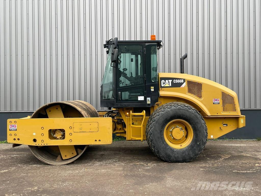 CAT CS66B Single drum rollers