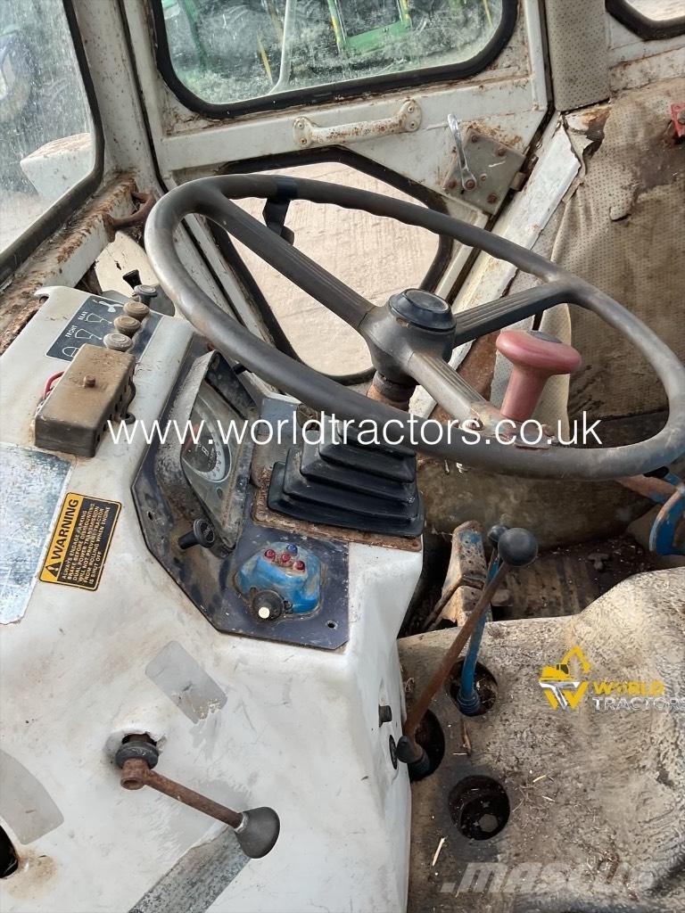 Ford COUNTY 1164 Tractors