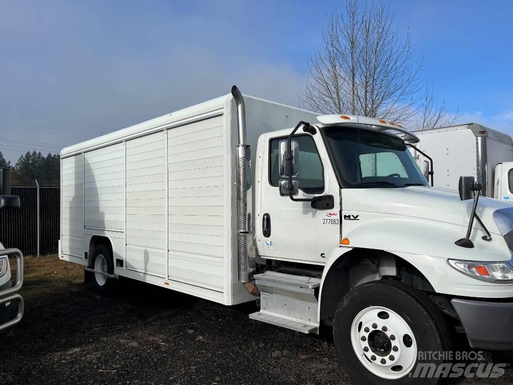 International 607 Beverage trucks