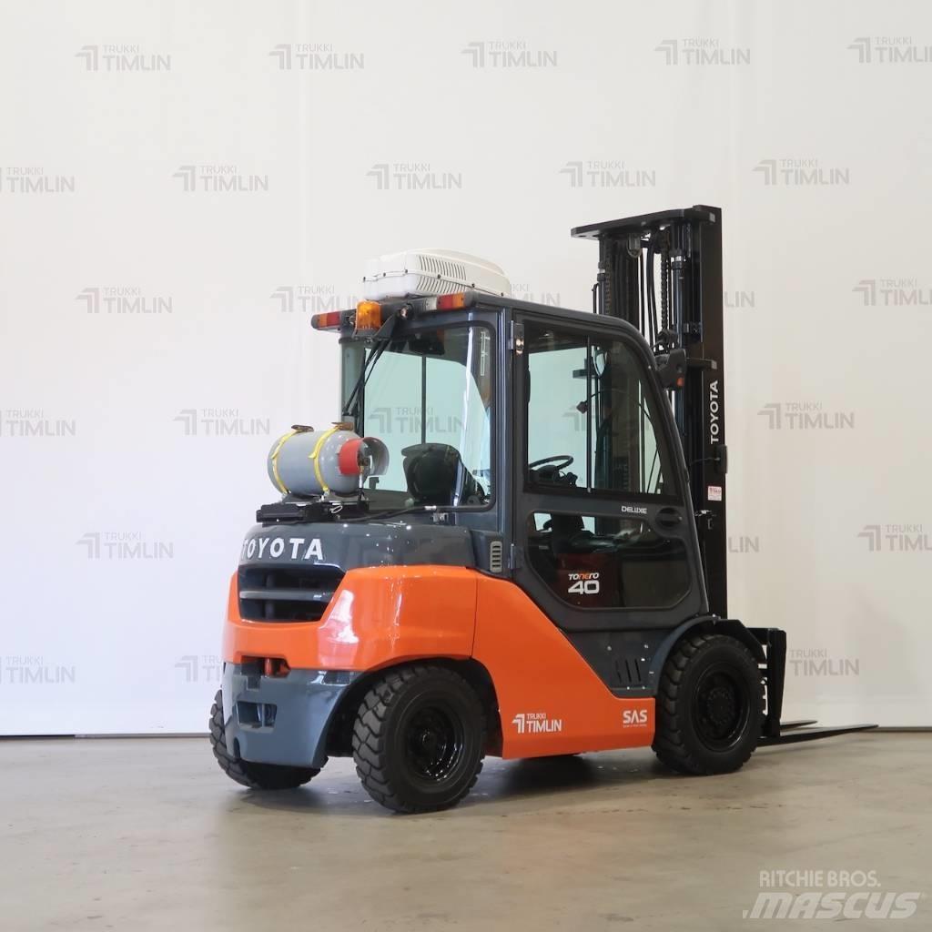 Toyota 8FG35N LPG trucks