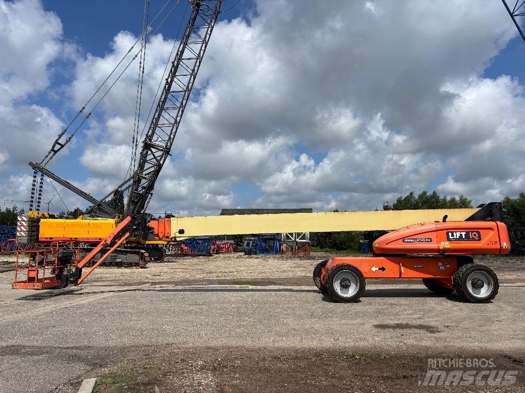 JLG 1350 SJP Telescopic boom lifts