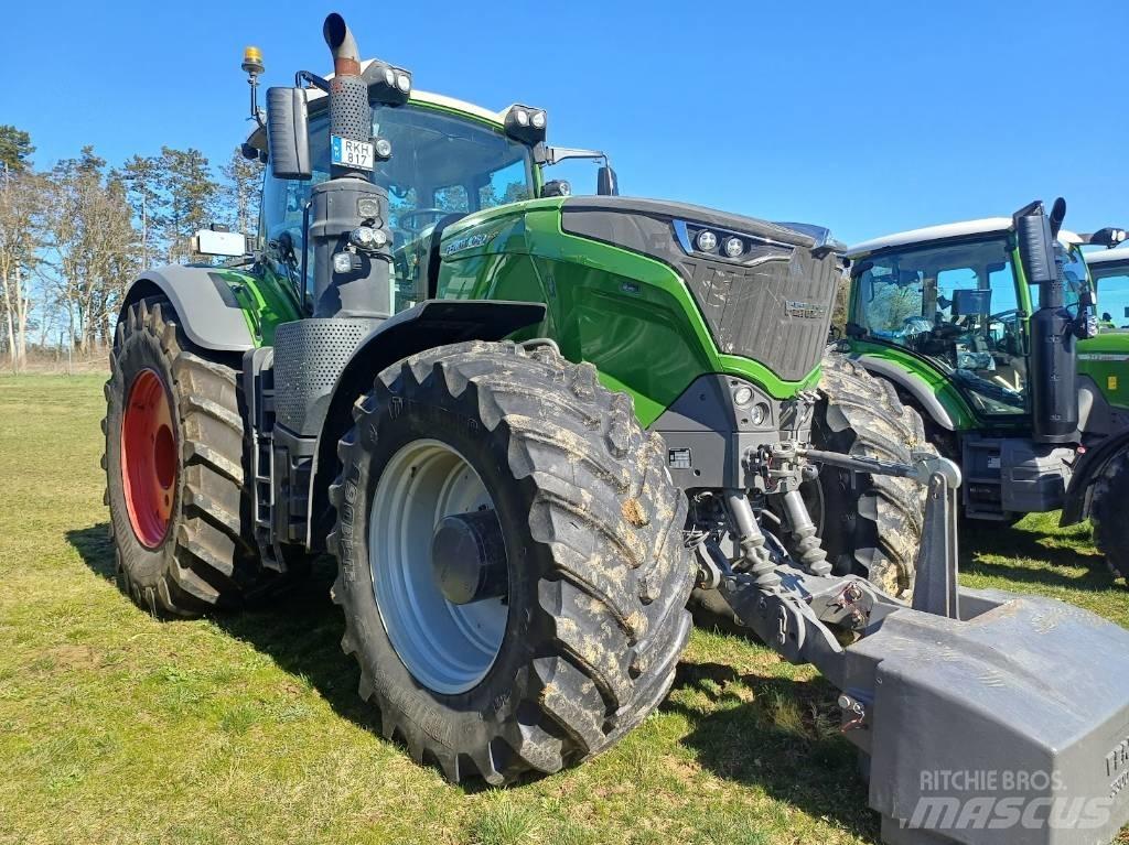 Fendt 1050 Vario Tractors